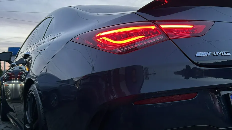 MERCEDES-BENZ CLA -