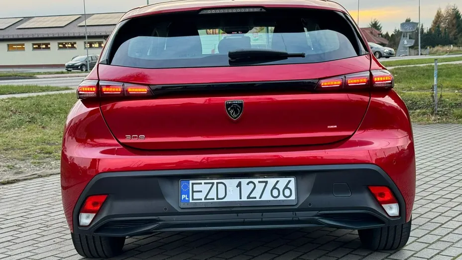 PEUGEOT 308 -