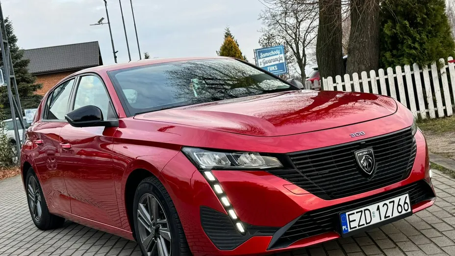 PEUGEOT 308 -