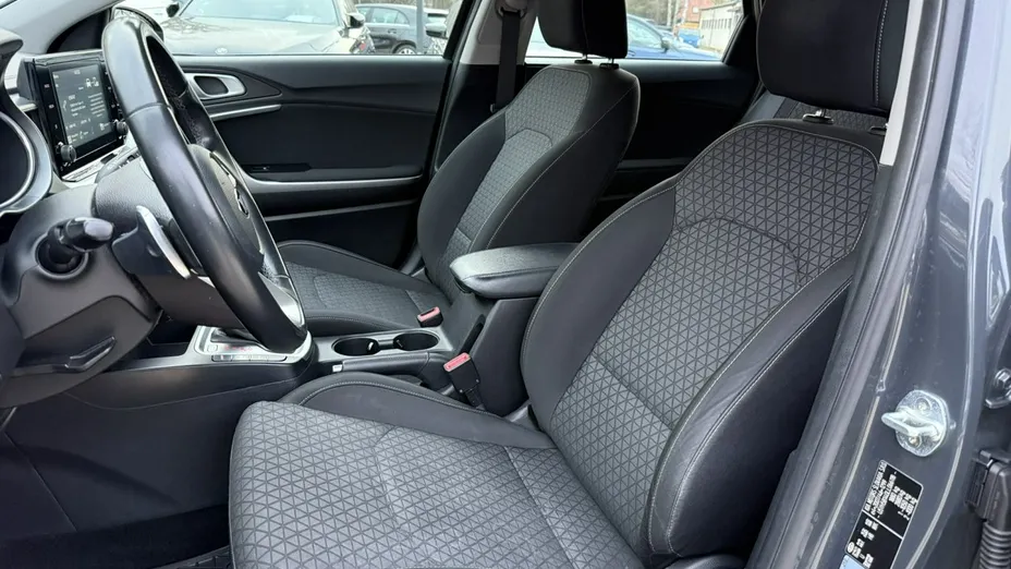 KIA Cee'd Ceed 1.4 T-GDI M DCT