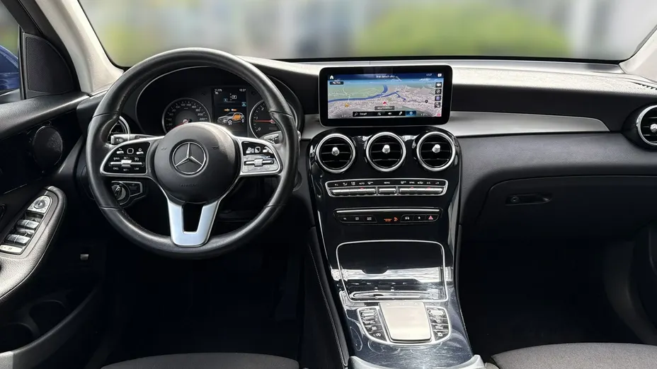 MERCEDES-BENZ GLC -