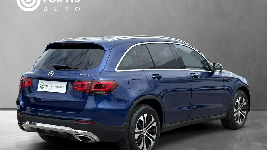 MERCEDES-BENZ GLC -