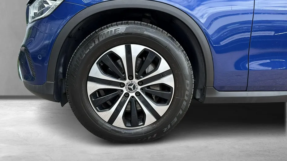 MERCEDES-BENZ GLC -