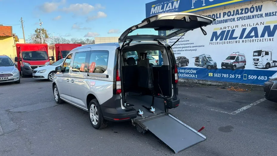 VOLKSWAGEN Caddy -