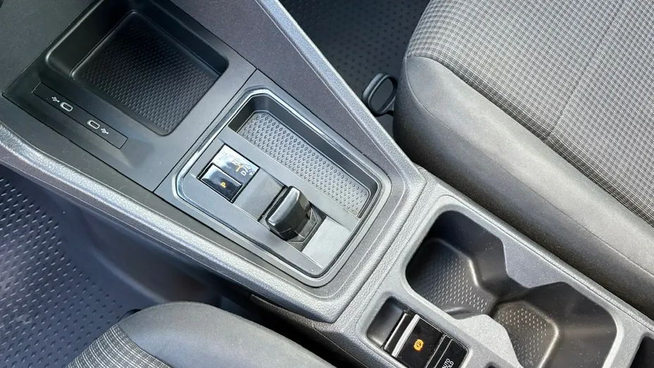 VOLKSWAGEN Caddy -