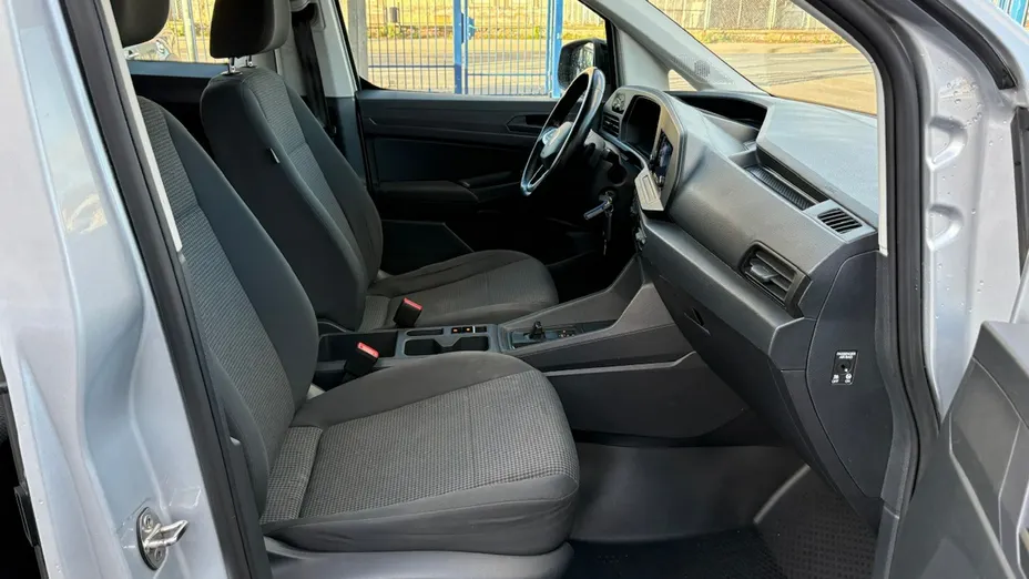 VOLKSWAGEN Caddy -