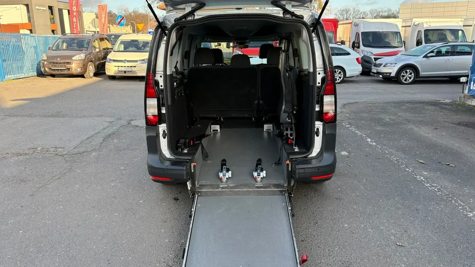 VOLKSWAGEN Caddy -