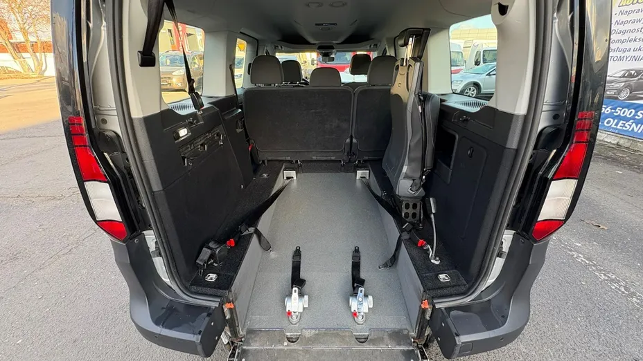 VOLKSWAGEN Caddy -