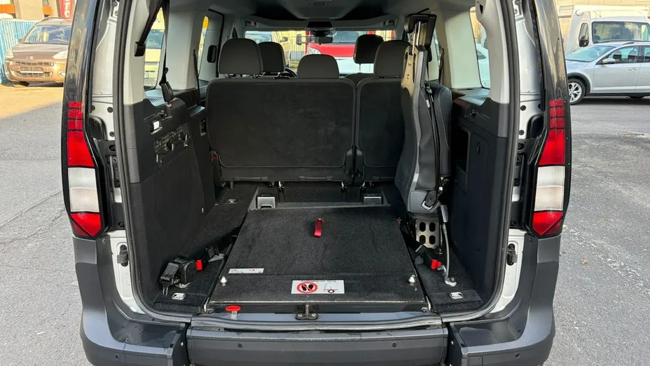 VOLKSWAGEN Caddy -