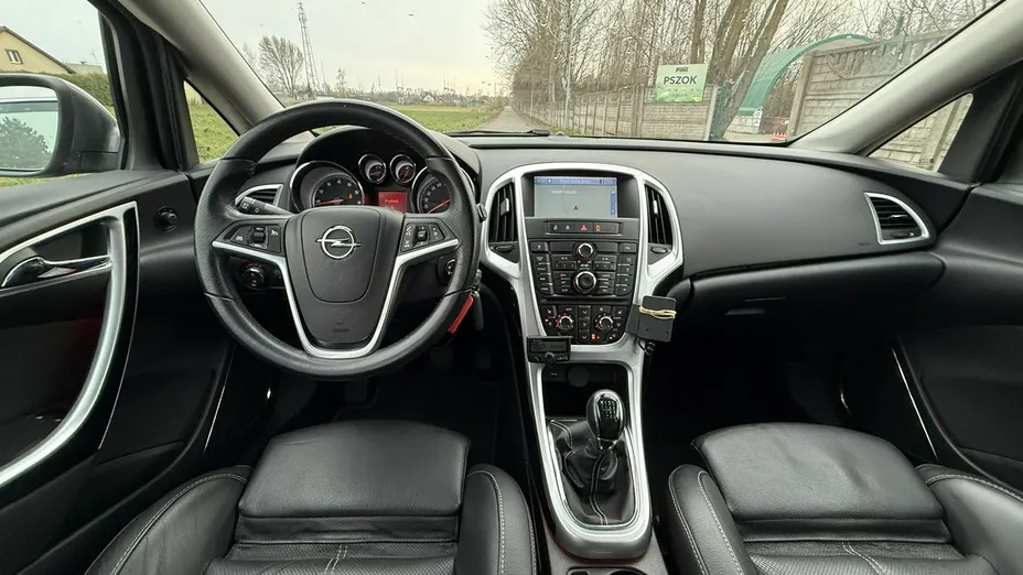 OPEL Astra -