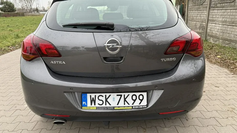OPEL Astra -