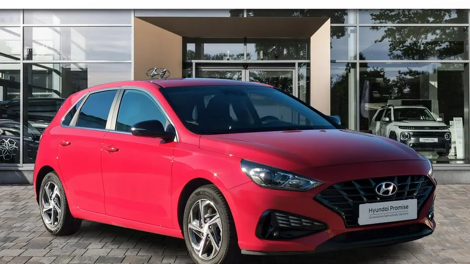 HYUNDAI i30 -