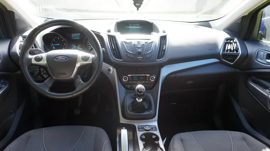 FORD Kuga -
