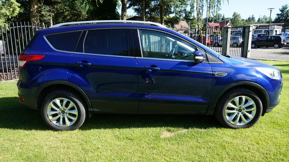 FORD Kuga -