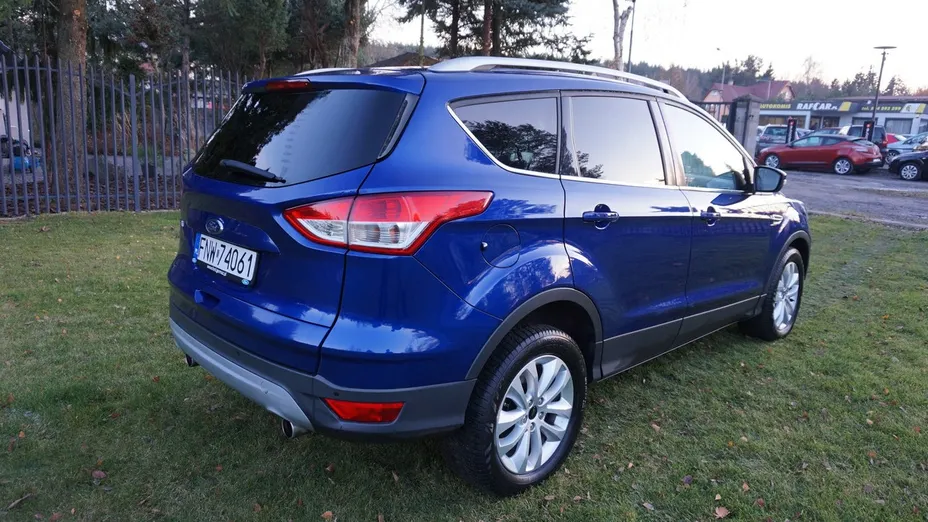 FORD Kuga -
