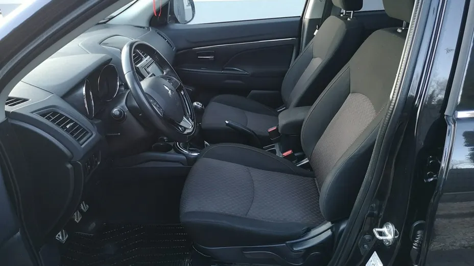 MITSUBISHI ASX -