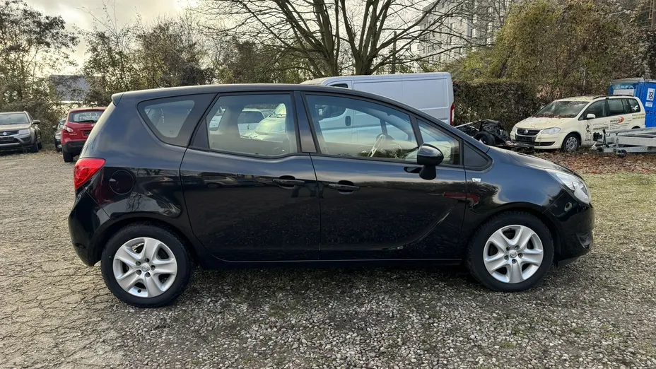 OPEL Meriva -