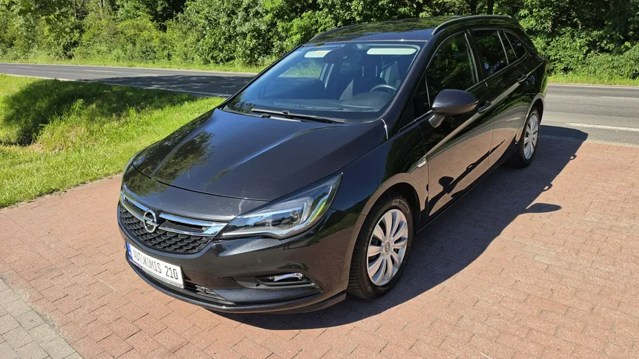 OPEL Astra -
