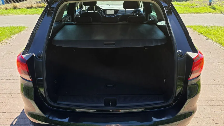 OPEL Astra -