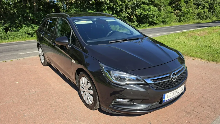 OPEL Astra -