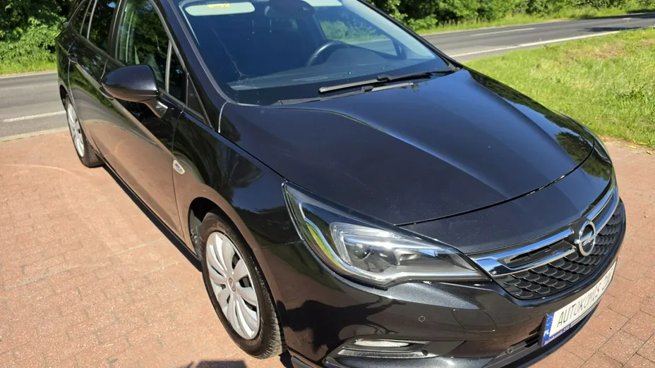 OPEL Astra -