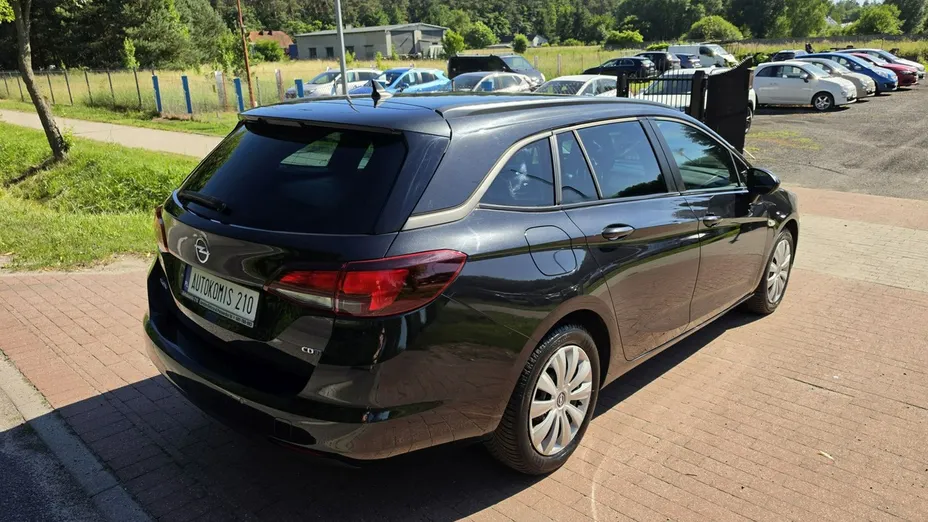 OPEL Astra -