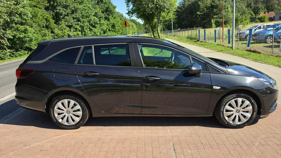 OPEL Astra -