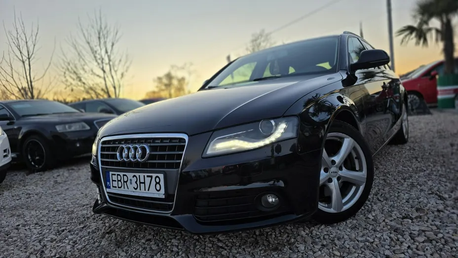 AUDI A4 -