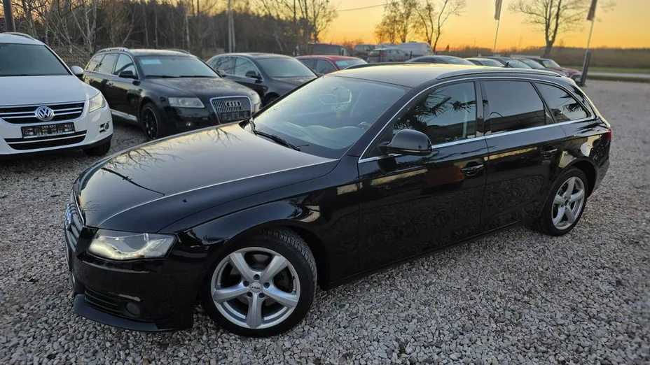 AUDI A4 -