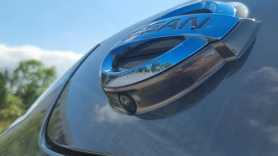 NISSAN Leaf -
