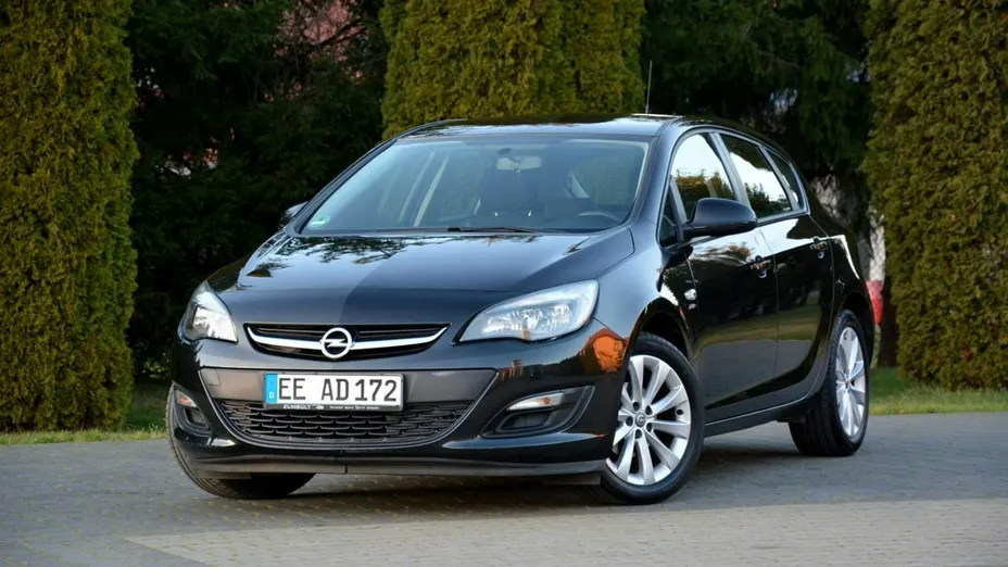 OPEL Astra -