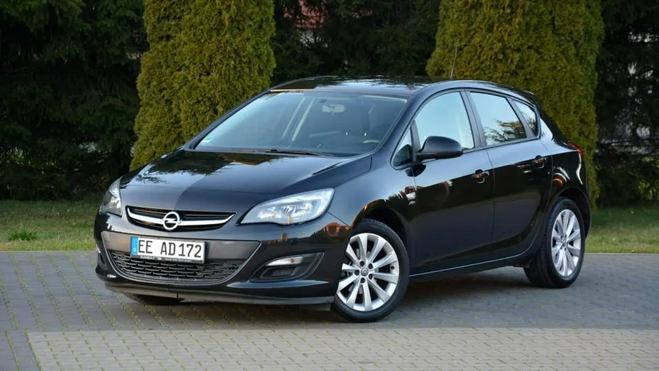 OPEL Astra -