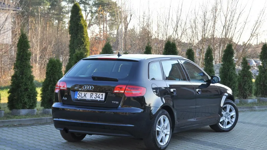 AUDI A3 -
