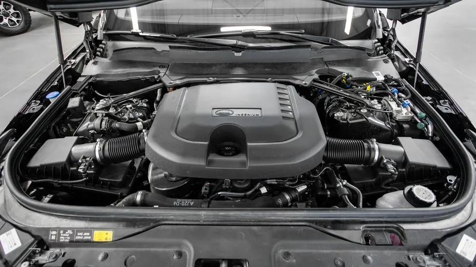 LAND ROVER Discovery -