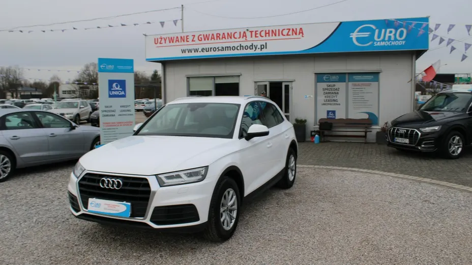 AUDI Q5 -