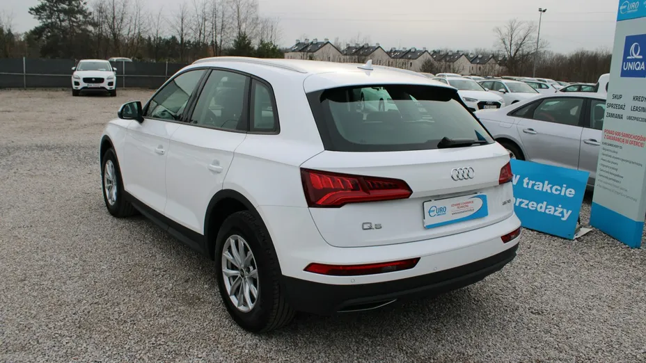 AUDI Q5 -