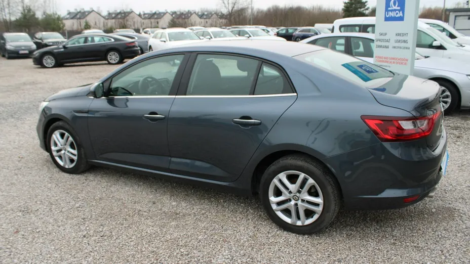 RENAULT Megane -