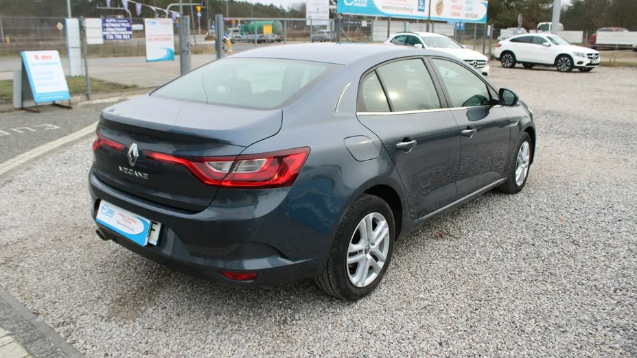 RENAULT Megane -