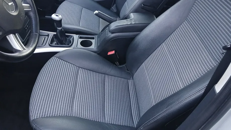 MERCEDES-BENZ B Klasa -