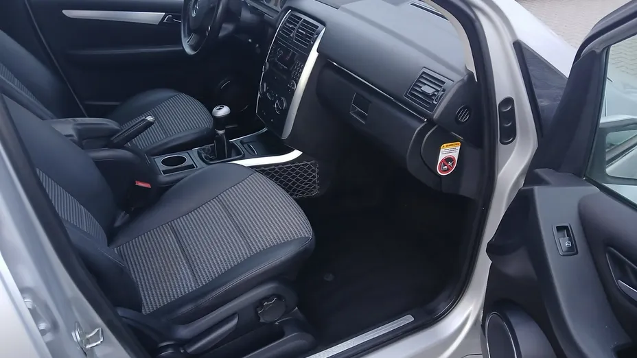 MERCEDES-BENZ B Klasa -