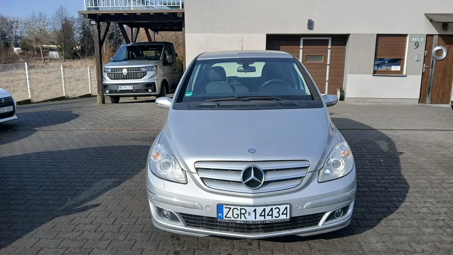 MERCEDES-BENZ B Klasa -