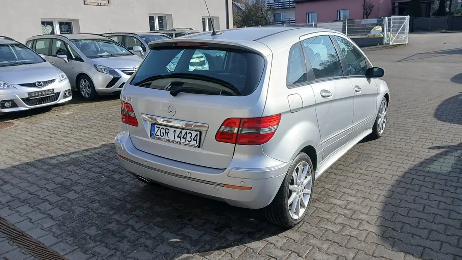 MERCEDES-BENZ B Klasa -