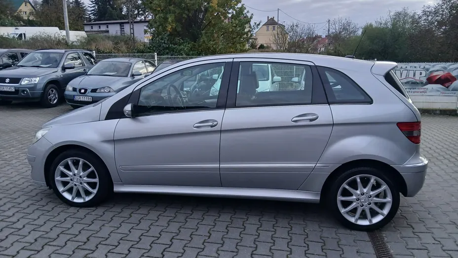MERCEDES-BENZ B Klasa -