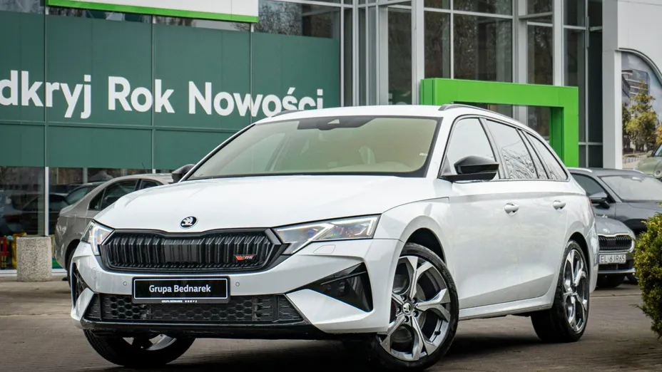 SKODA Octavia -