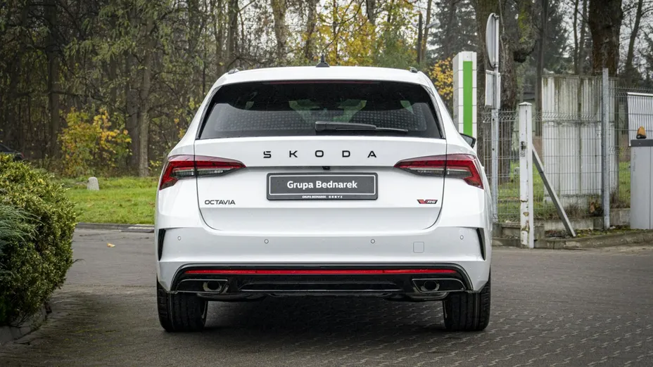 SKODA Octavia -