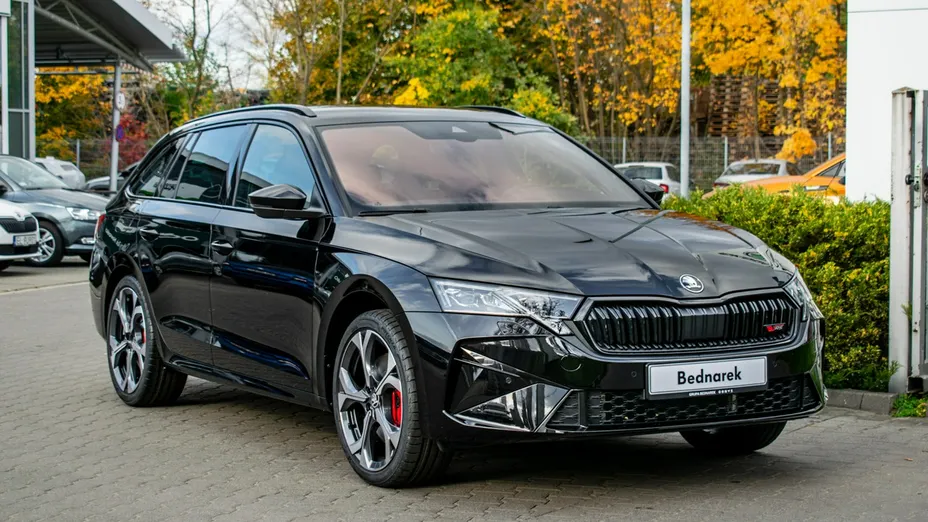 SKODA Octavia -