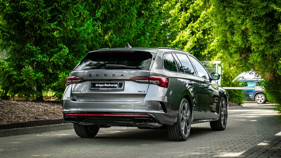 SKODA Octavia -