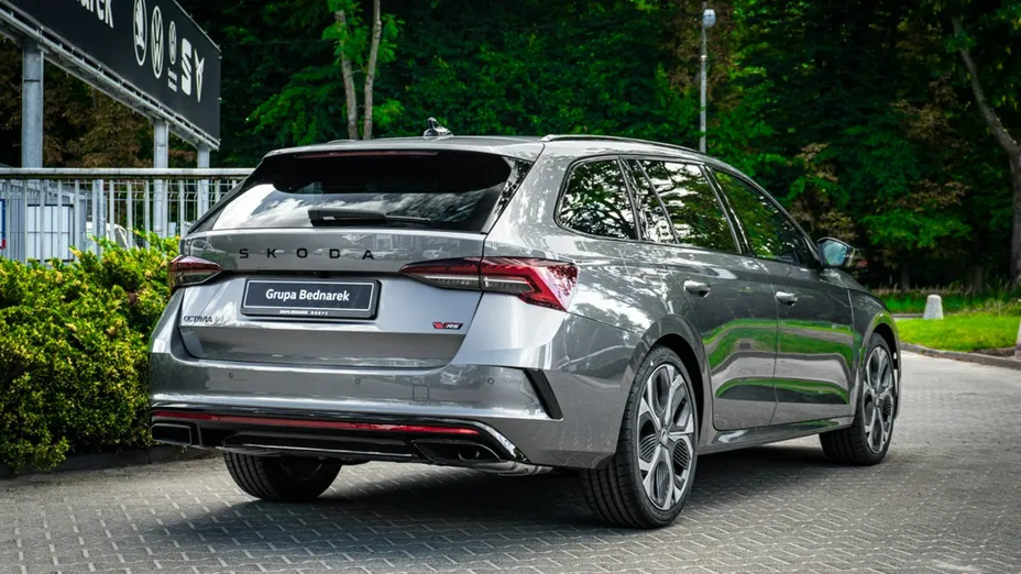 SKODA Octavia -