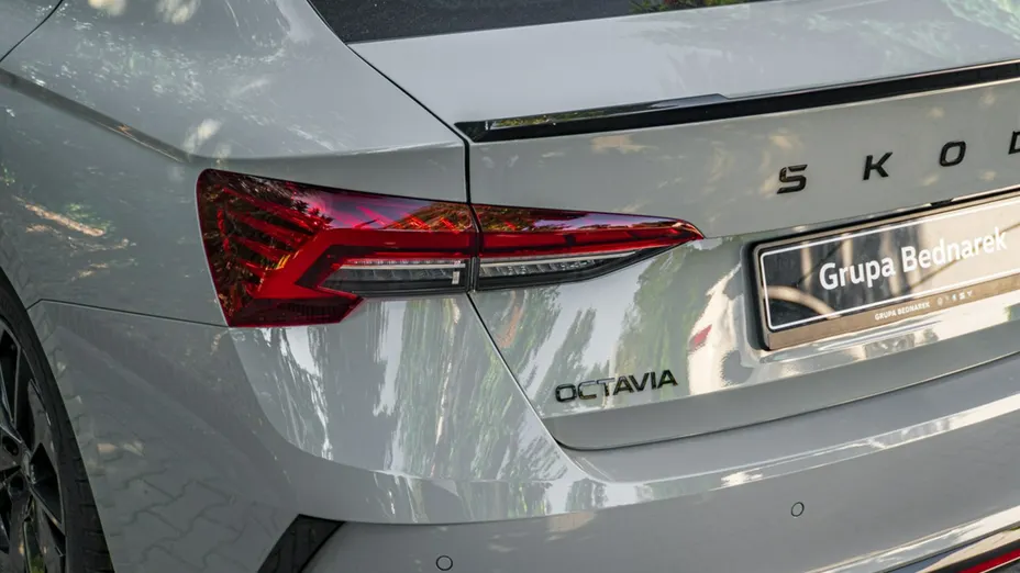 SKODA Octavia -