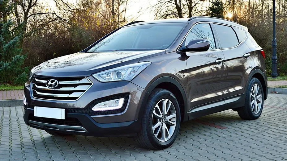 HYUNDAI Santa Fe -
